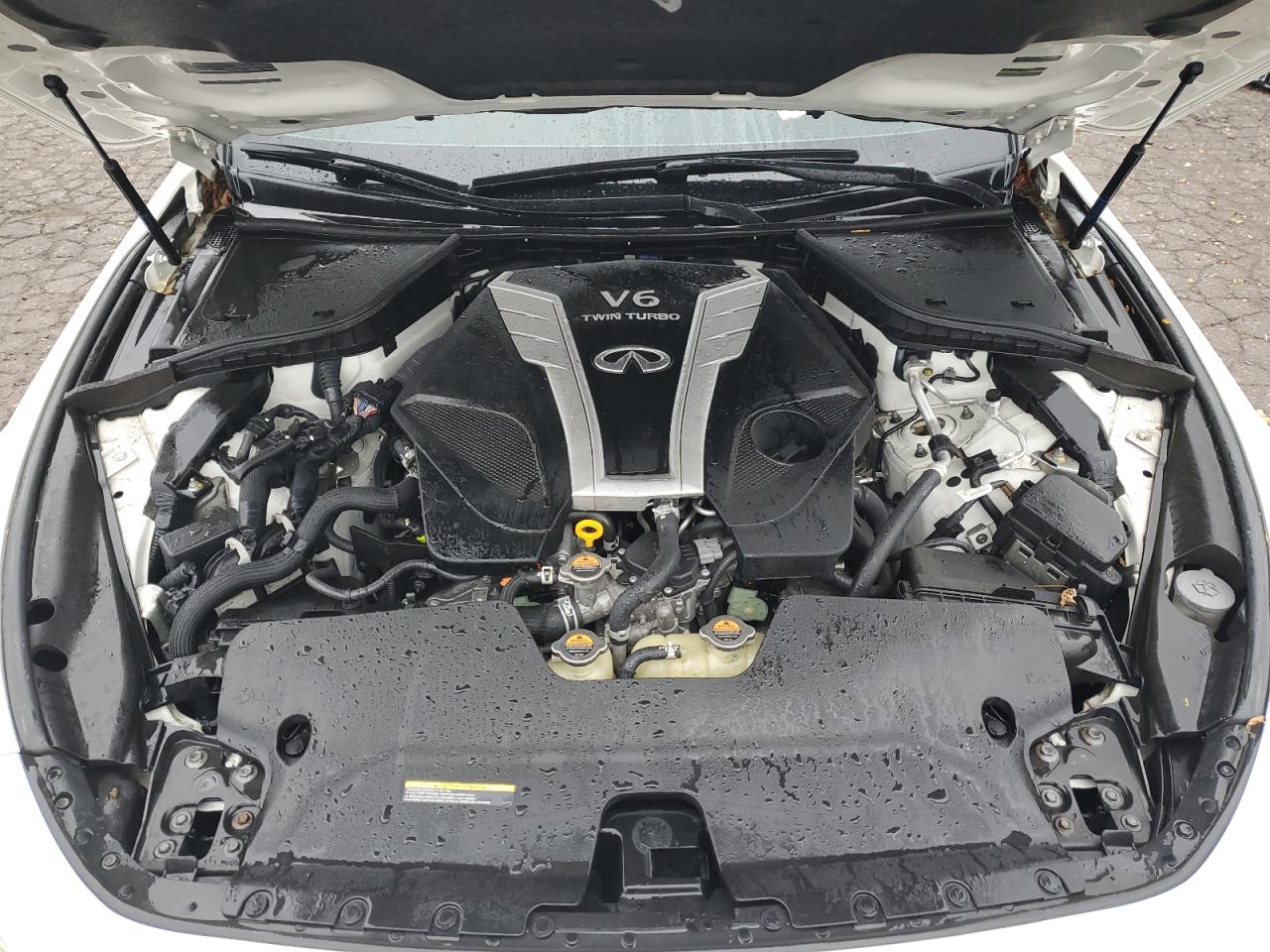 Photo 10 VIN: JN1EV7ELXJM390881 - INFINITI Q60 