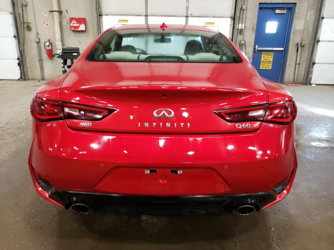 Photo 5 VIN: JN1EV7KL6NM630504 - INFINITI Q60 