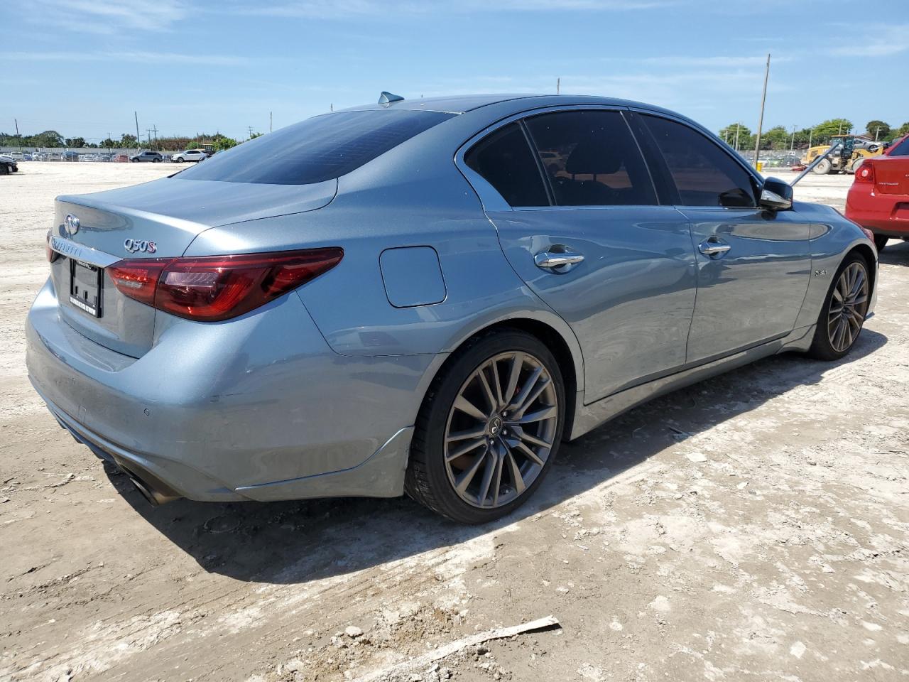 Photo 2 VIN: JN1FV7AP1JM460104 - INFINITI Q50 