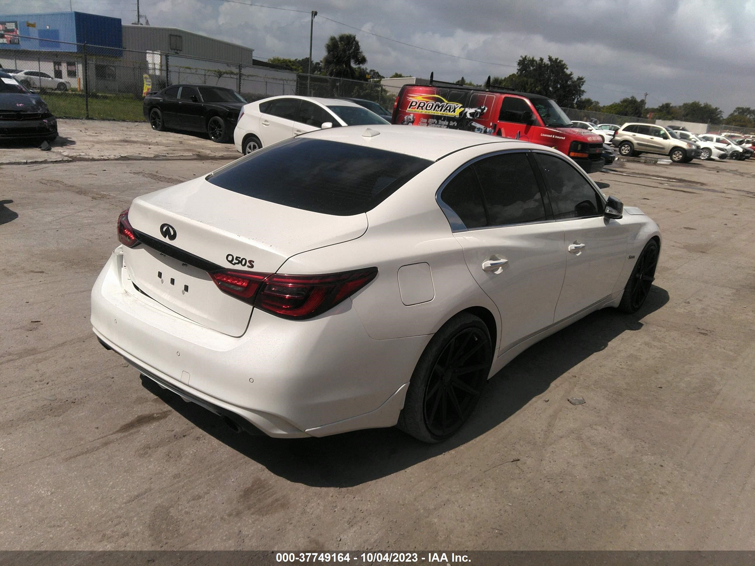 Photo 3 VIN: JN1FV7AP3KM760292 - INFINITI Q50 