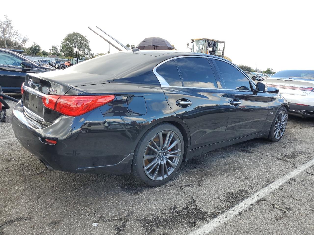 Photo 2 VIN: JN1FV7AP4HM850561 - INFINITI Q50 