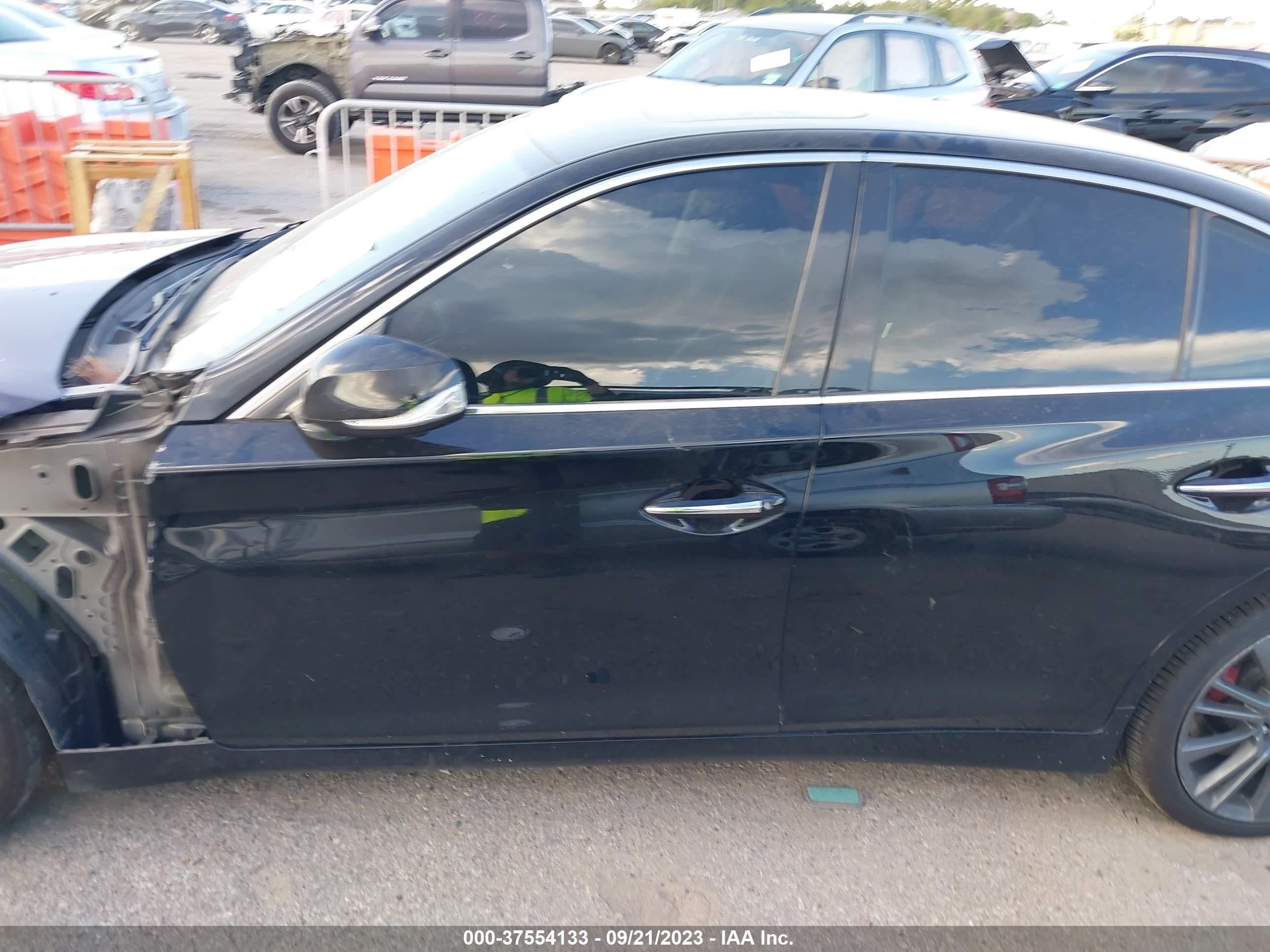 Photo 14 VIN: JN1FV7AP8HM850742 - INFINITI Q50 