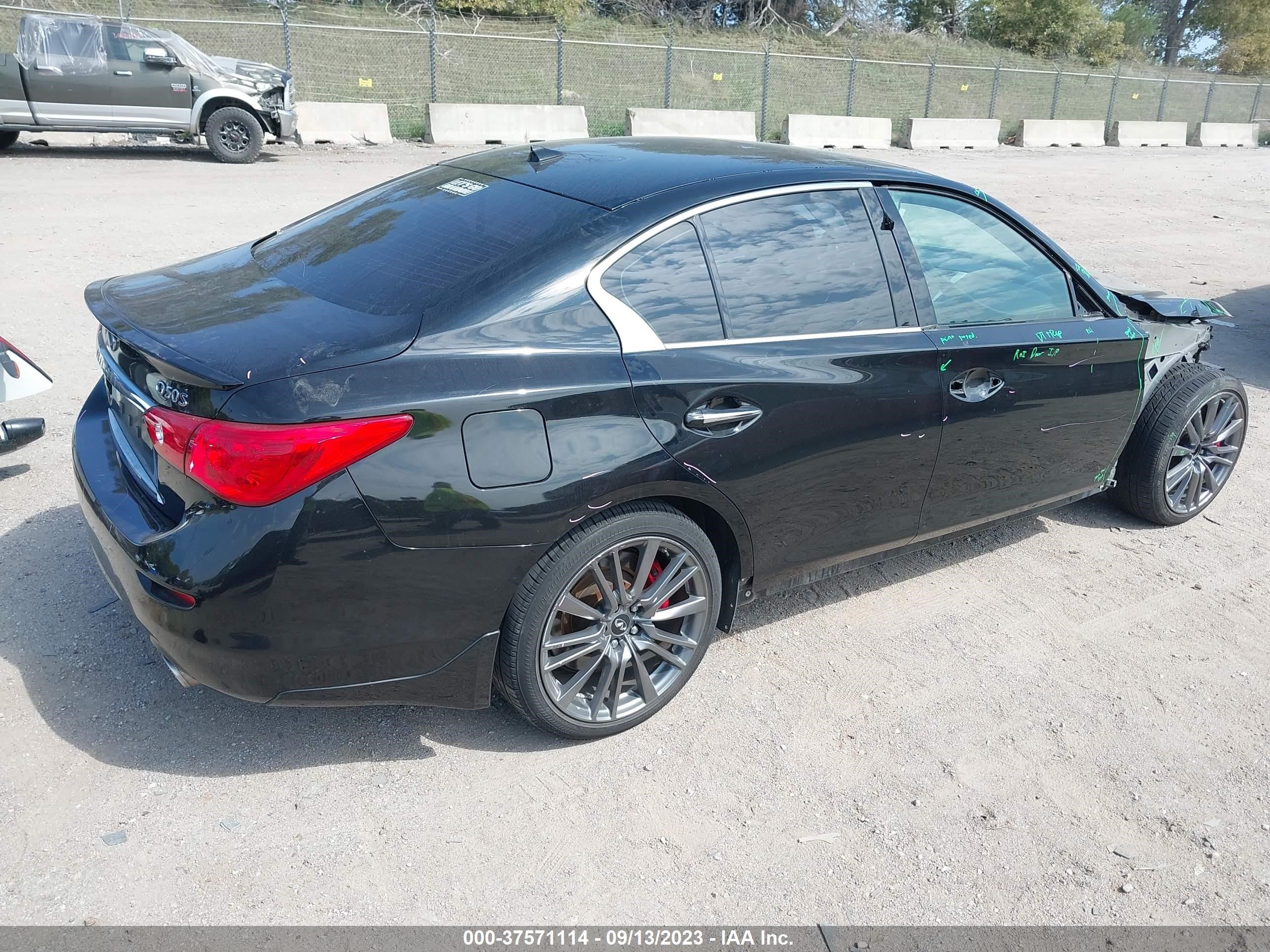 Photo 3 VIN: JN1FV7AR9HM872041 - INFINITI Q50 