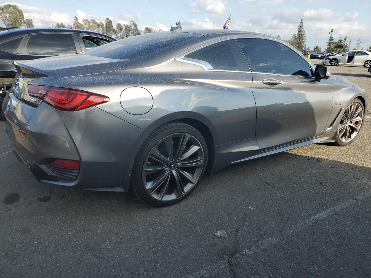 Photo 2 VIN: JN1FV7EK0JM530478 - INFINITI Q60 