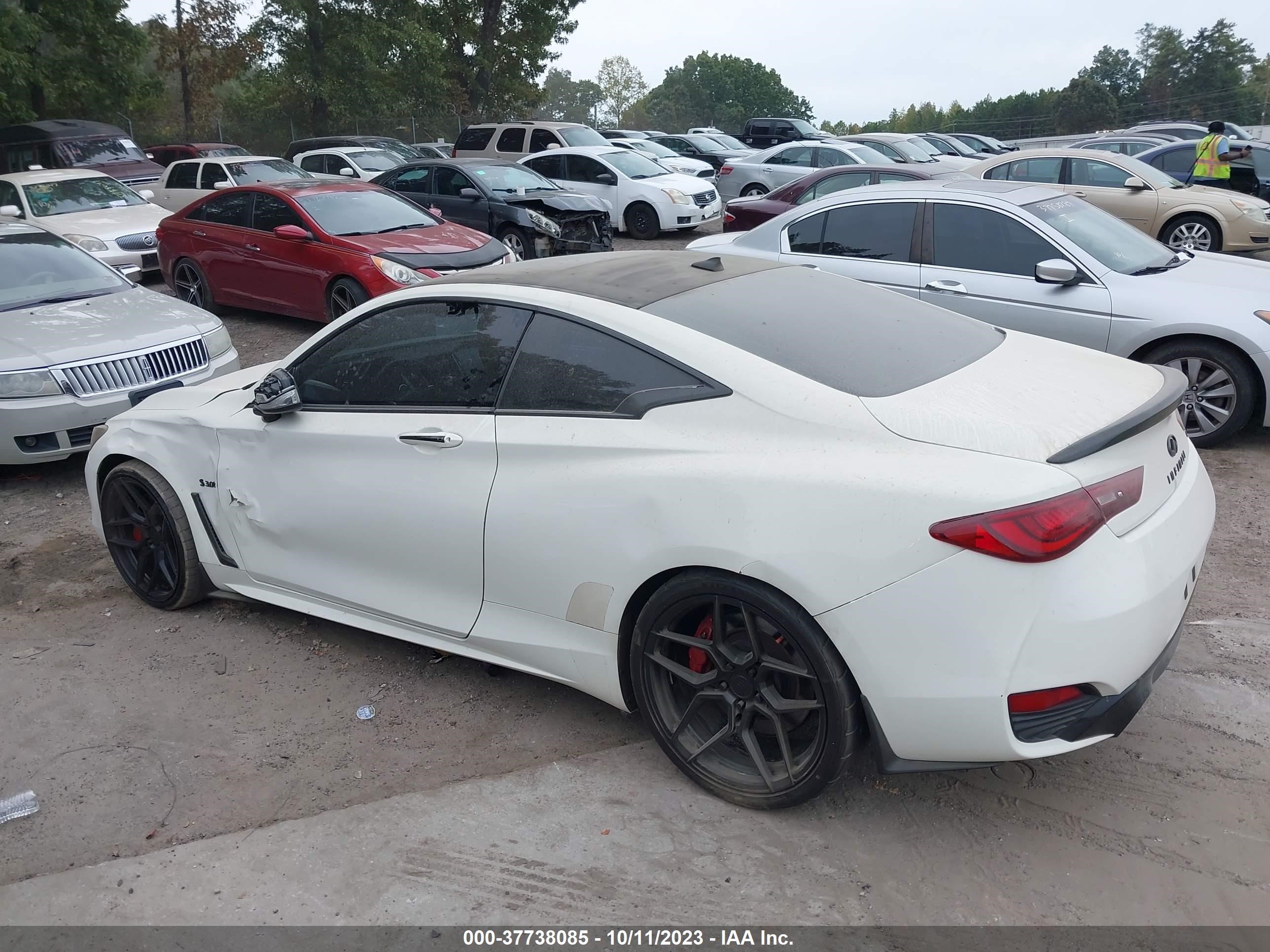 Photo 13 VIN: JN1FV7EK3HM610528 - INFINITI Q60 