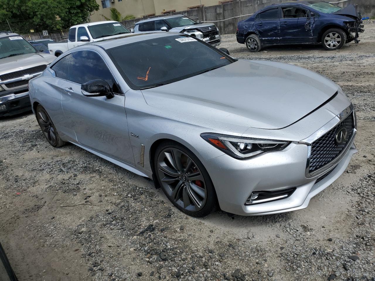 Photo 3 VIN: JN1FV7EK3KM360649 - INFINITI Q60 