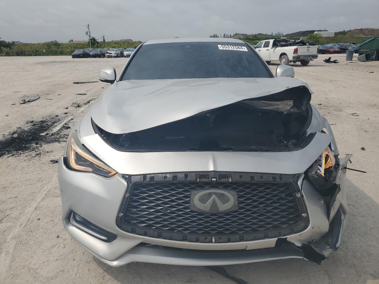 Photo 4 VIN: JN1FV7EK7HM610841 - INFINITI Q60 