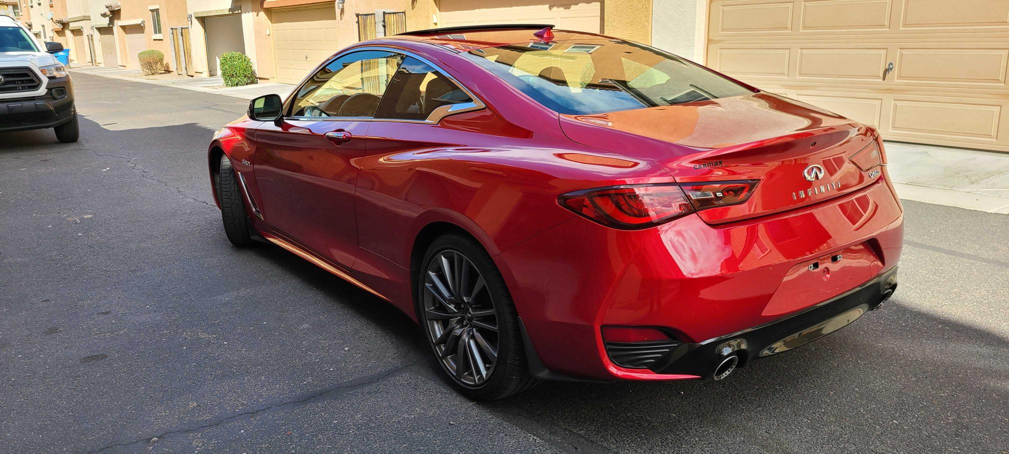 Photo 2 VIN: JN1FV7EK7HM610855 - INFINITI Q60 RED SP 