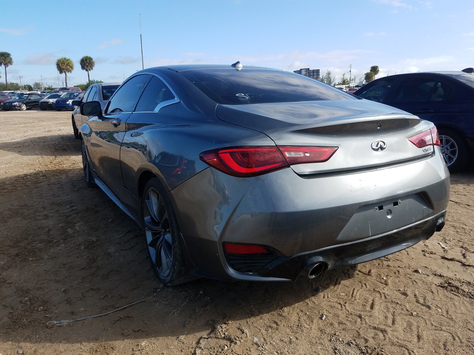 Photo 2 VIN: JN1FV7EK7JM530901 - INFINITI Q60 