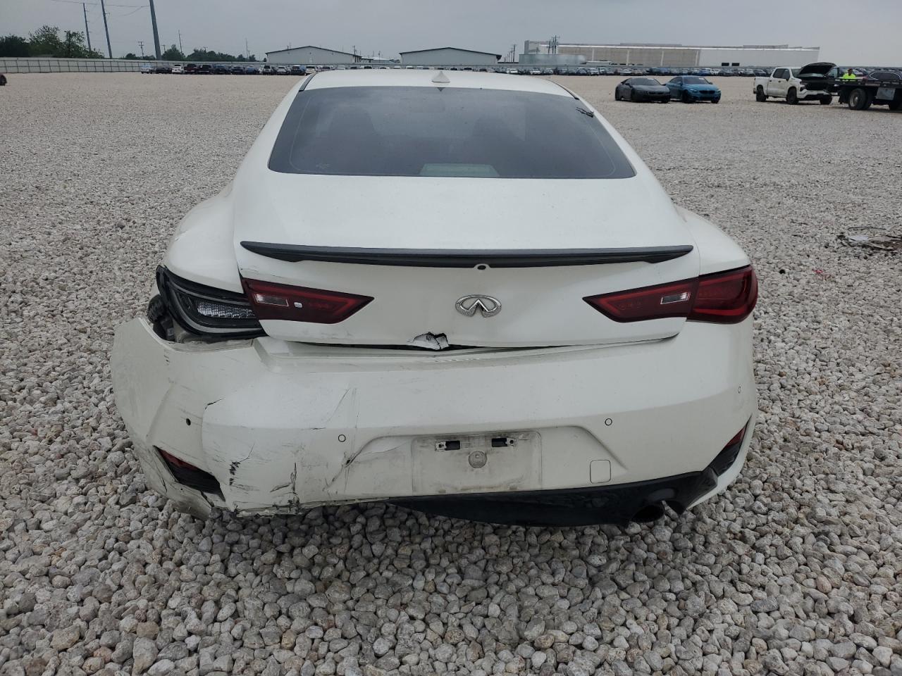 Photo 5 VIN: JN1FV7EK8KM360498 - INFINITI Q60 