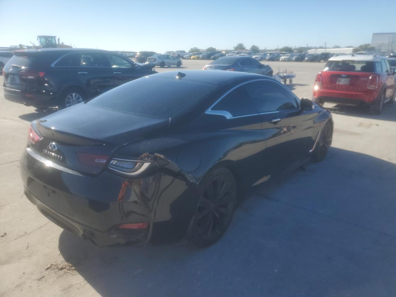 Photo 2 VIN: JN1FV7EK9JM530706 - INFINITI Q60 