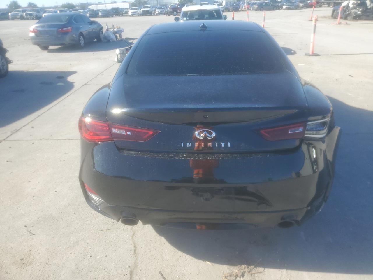 Photo 5 VIN: JN1FV7EK9JM530706 - INFINITI Q60 