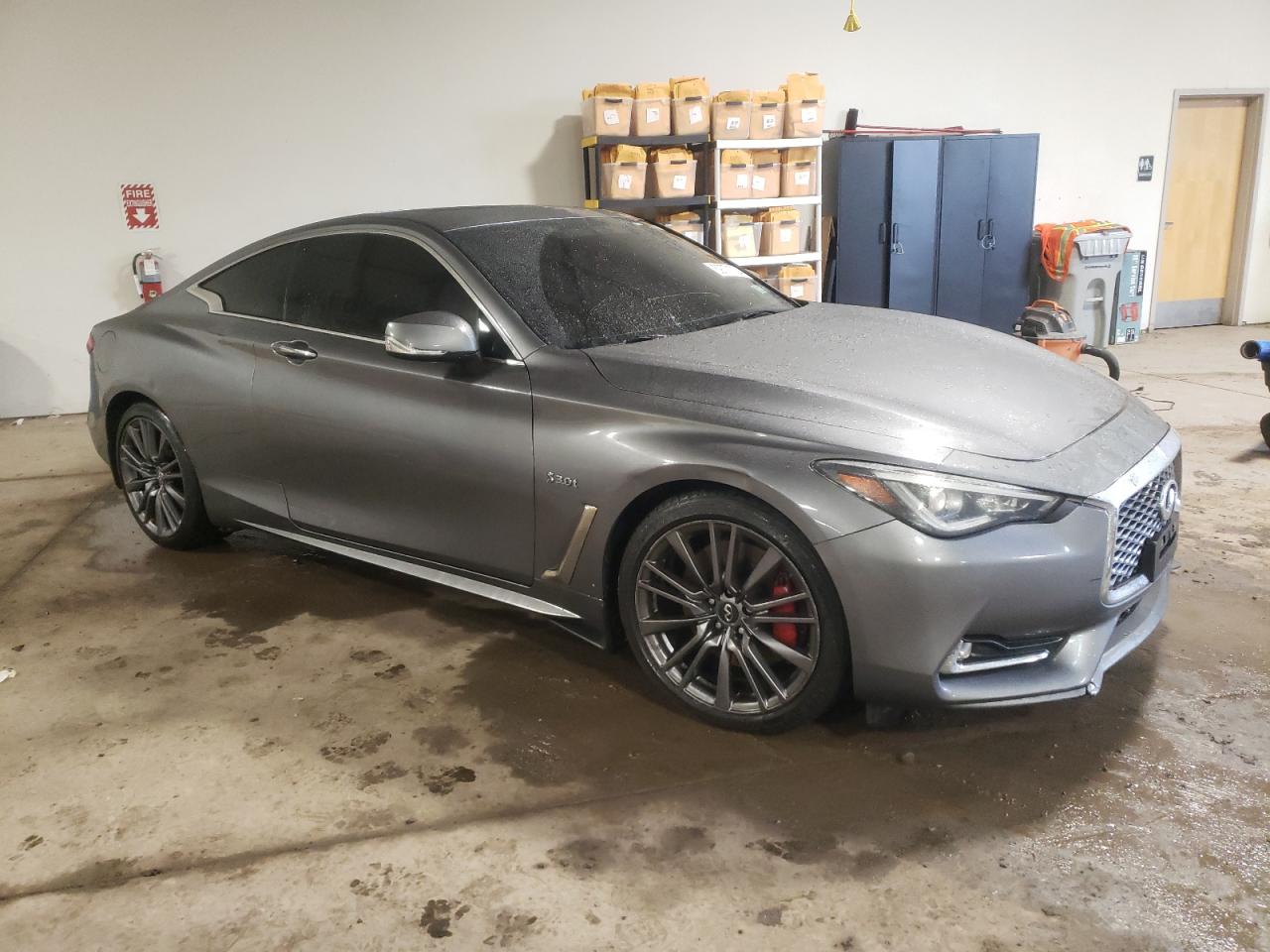 Photo 3 VIN: JN1FV7EL1HM700785 - INFINITI Q60 