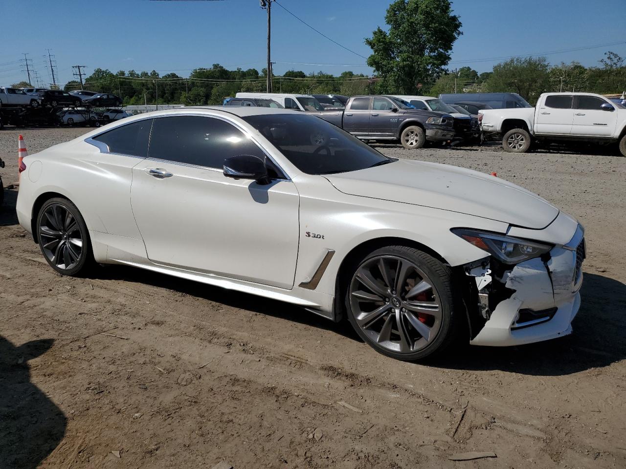 Photo 3 VIN: JN1FV7EL2KM440632 - INFINITI Q60 