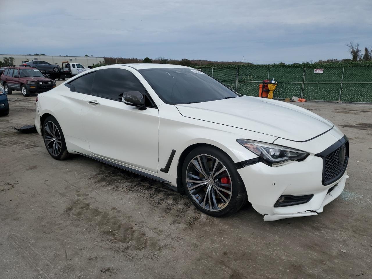 Photo 3 VIN: JN1FV7EL4HM702367 - INFINITI Q60 