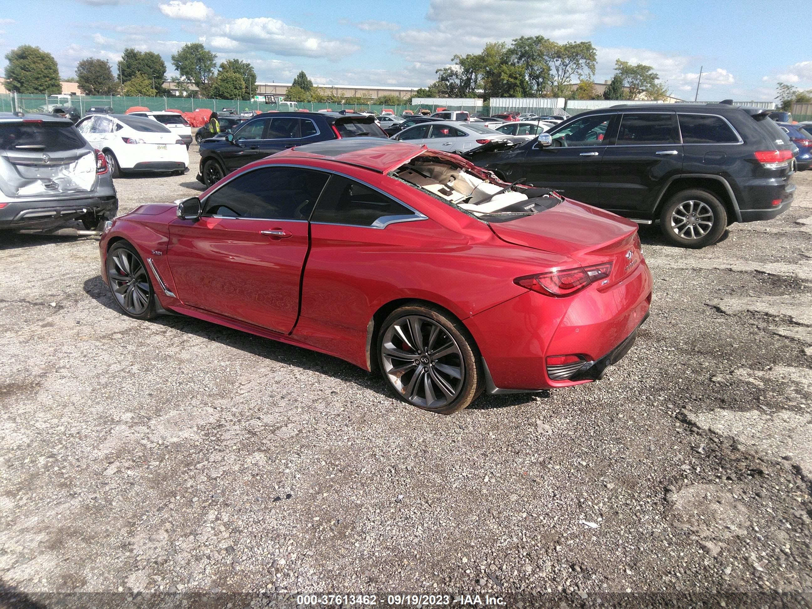 Photo 2 VIN: JN1FV7EL4KM440518 - INFINITI Q60 