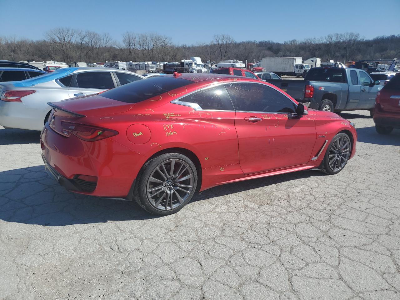 Photo 2 VIN: JN1FV7EL6HM701365 - INFINITI Q60 