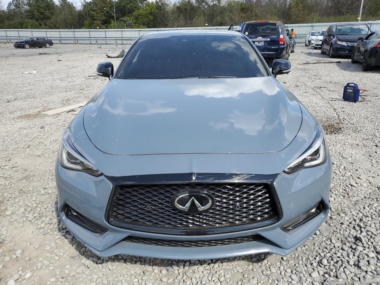 Photo 4 VIN: JN1FV7LK4NM660420 - INFINITI Q60 