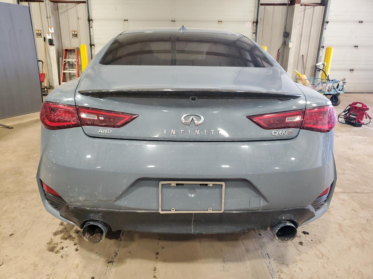 Photo 5 VIN: JN1FV7LL9NM680350 - INFINITI Q60 