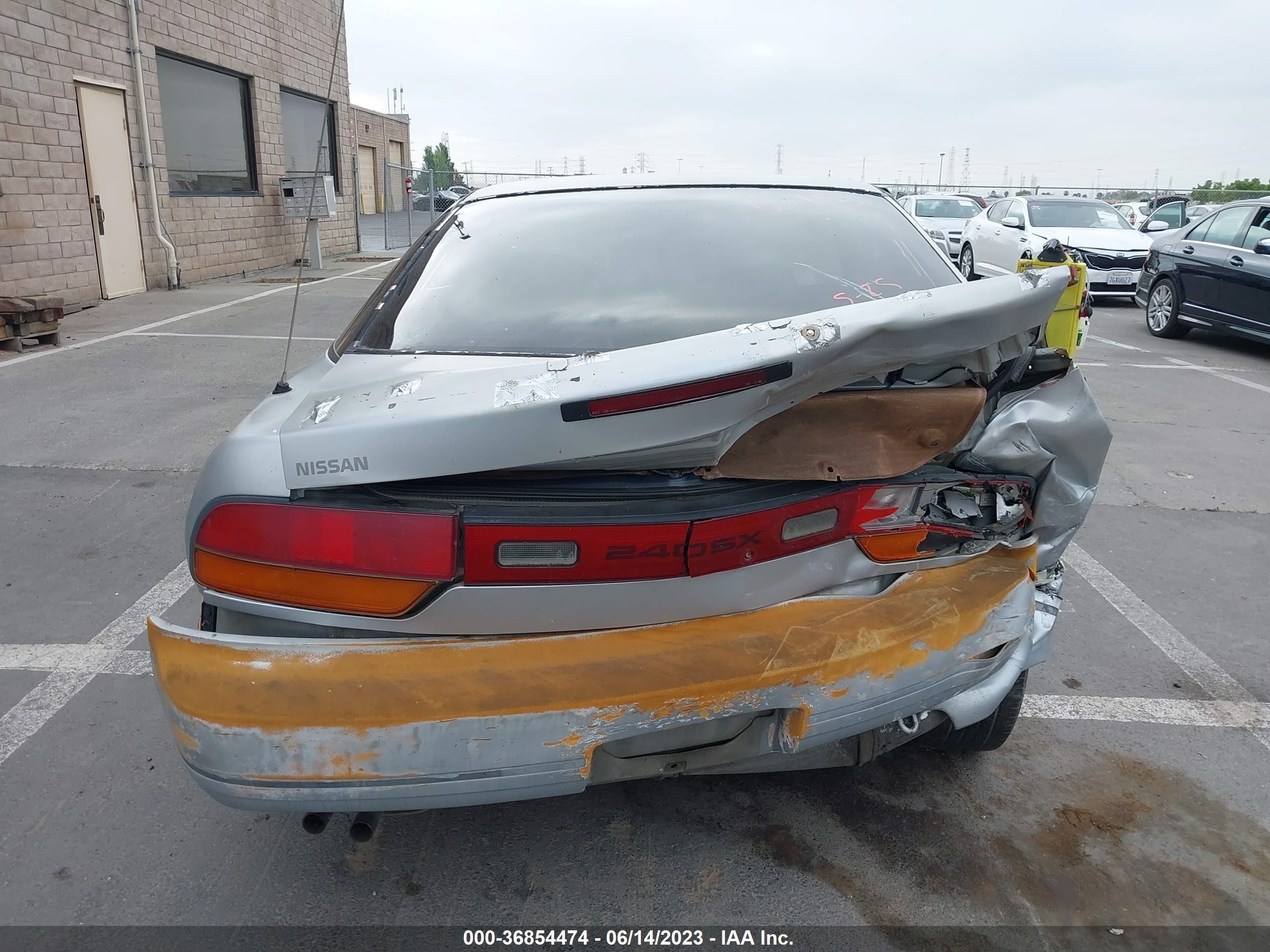 Photo 15 VIN: JN1HS36P5KW008245 - NISSAN 240SX 