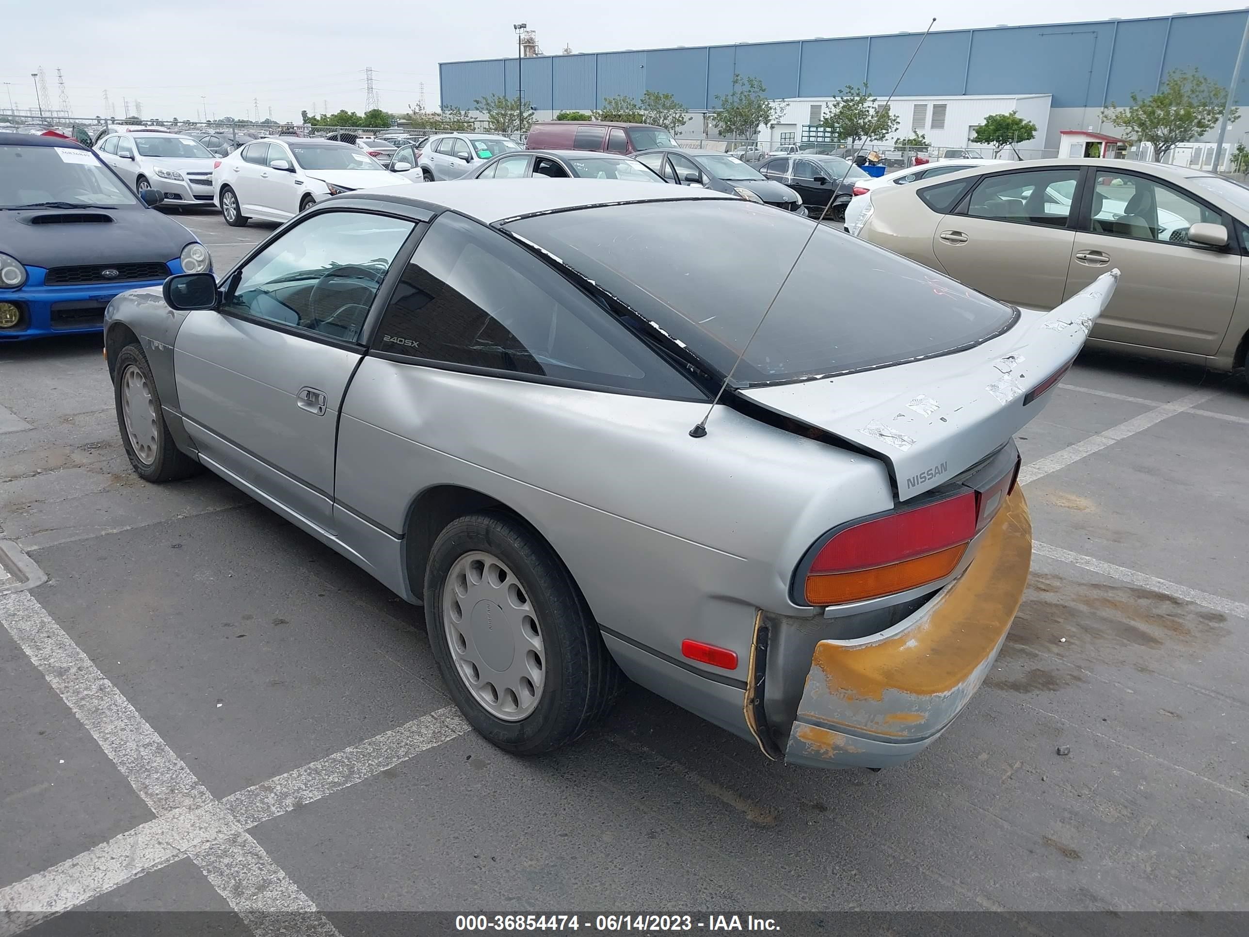 Photo 2 VIN: JN1HS36P5KW008245 - NISSAN 240SX 