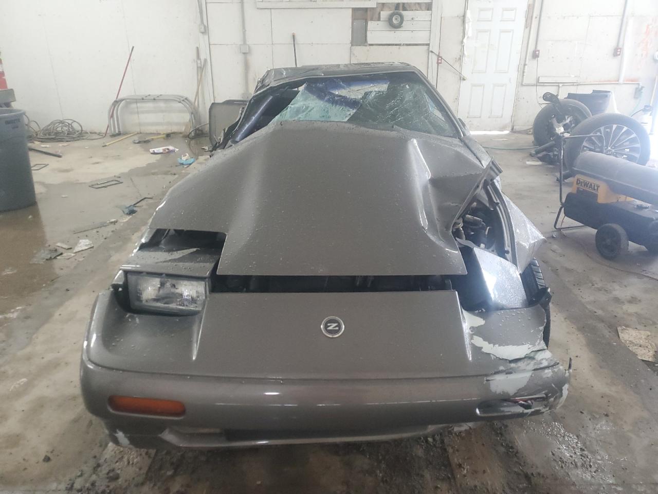 Photo 4 VIN: JN1HZ14SXJX277289 - NISSAN 300ZX 