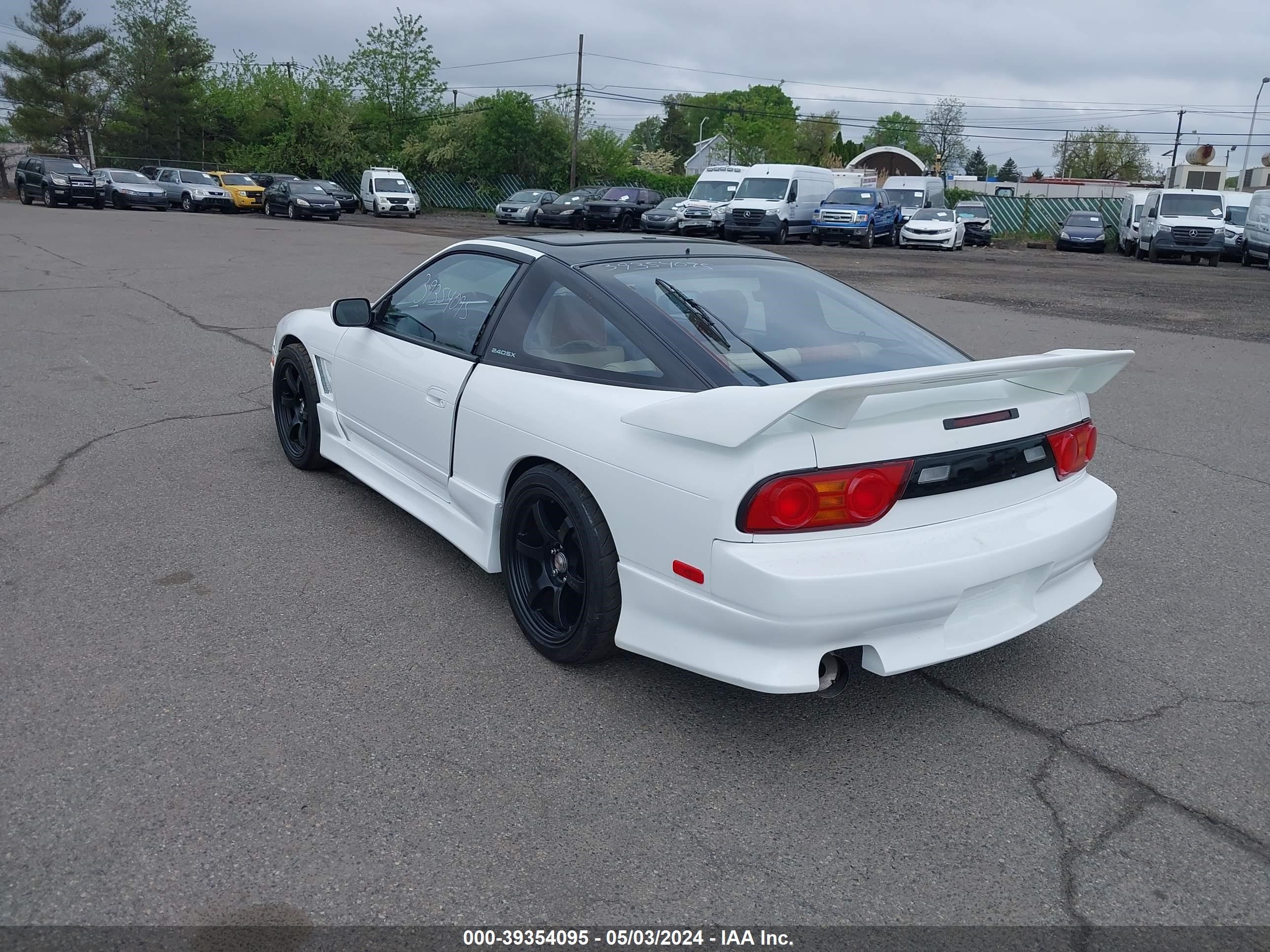 Photo 2 VIN: JN1MS36PXPW302908 - NISSAN 240SX 