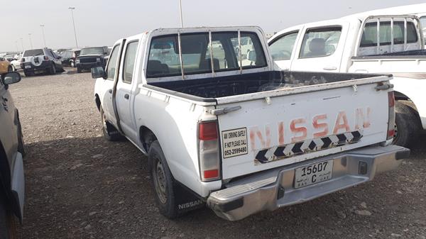 Photo 3 VIN: JN6AD23S62A722990 - NISSAN PICKUP 