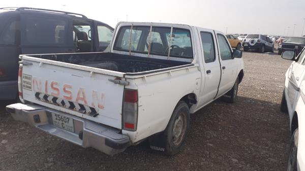 Photo 5 VIN: JN6AD23S62A722990 - NISSAN PICKUP 