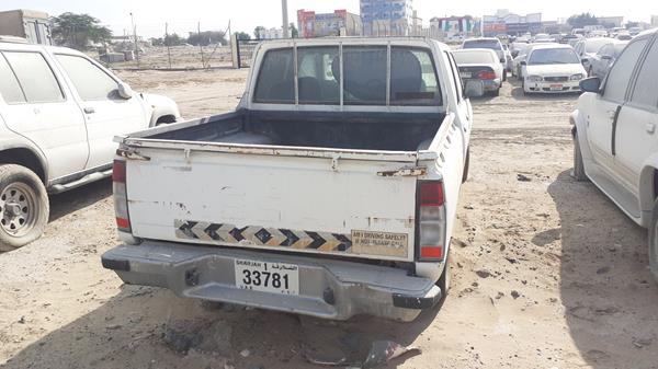 Photo 4 VIN: JN6AD23S72A721539 - NISSAN PICKUP 