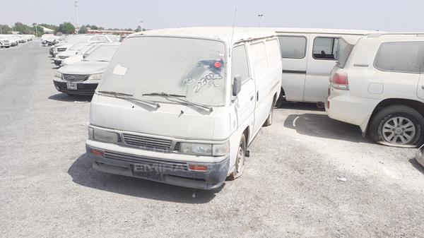 Photo 3 VIN: JN6AE42S1YX705014 - NISSAN VAN 