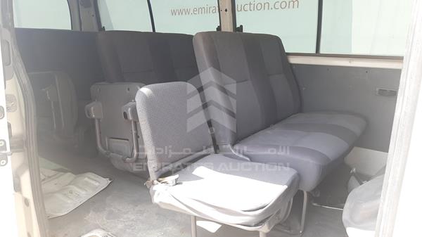 Photo 18 VIN: JN6AE54S18X005593 - NISSAN URVAN 