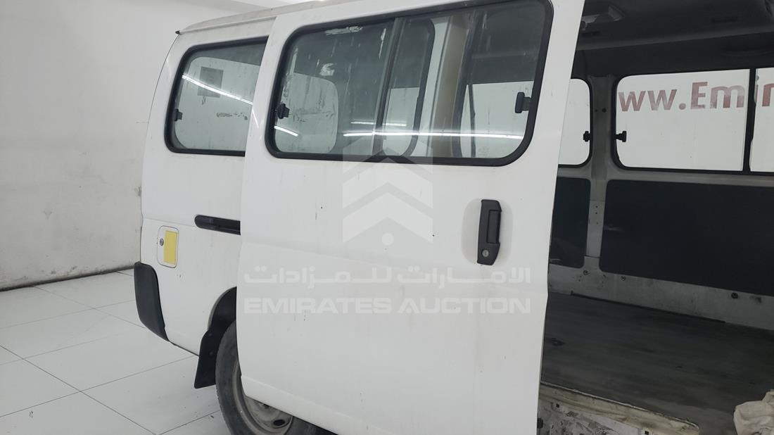 Photo 16 VIN: JN6AE54S49X017593 - NISSAN URVAN 