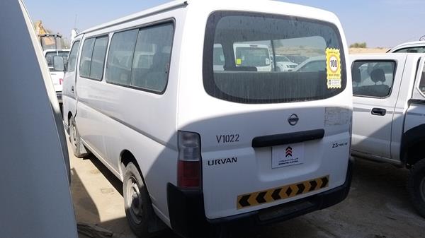 Photo 10 VIN: JN6AE54S7CX028689 - NISSAN URVAN 