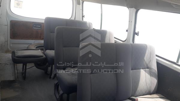 Photo 18 VIN: JN6AE54SX8X003759 - NISSAN URVAN 