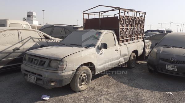 Photo 3 VIN: JN6BD22S0XX011831 - NISSAN PICKUP 