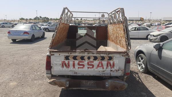 Photo 6 VIN: JN6BD22S1YX025108 - NISSAN PICKUP 