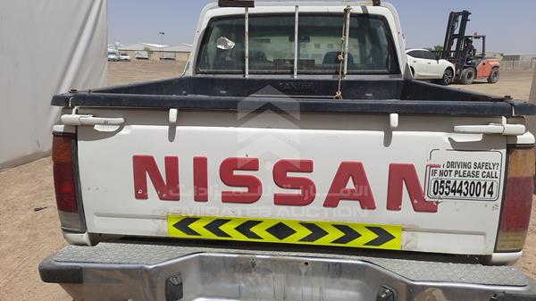 Photo 5 VIN: JN6BD23S61A717372 - NISSAN PICKUP 