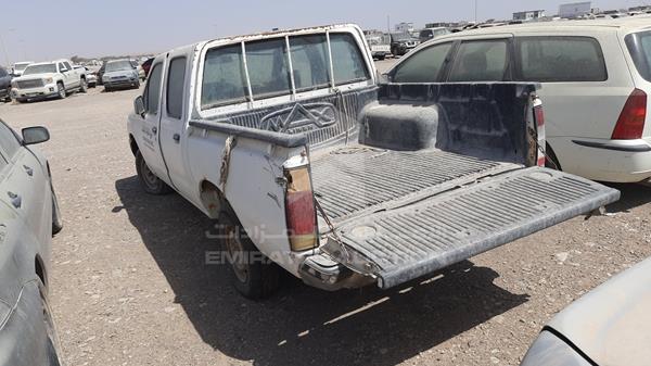 Photo 4 VIN: JN6BD23S7XX032299 - NISSAN PICKUP 