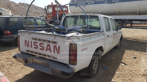 Photo 4 VIN: JN6BD23SXXX030241 - NISSAN 2400 