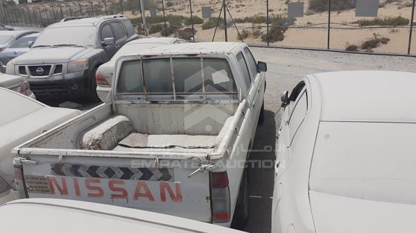 Photo 5 VIN: JN6DD23S38X228296 - NISSAN PICKUP 