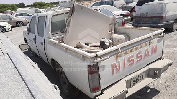 Photo 4 VIN: JN6DD23S47X210310 - NISSAN PICKUP 