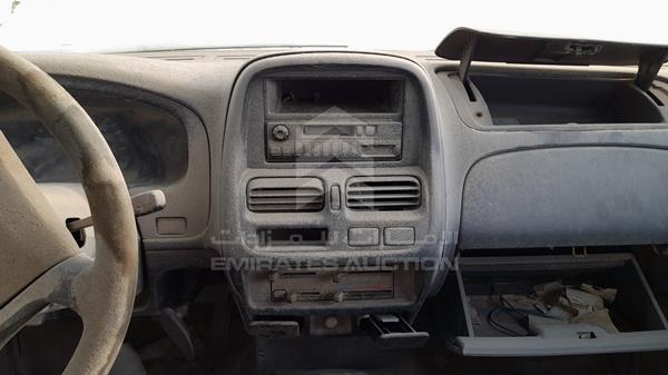 Photo 14 VIN: JN6DD23S58X227893 - NISSAN PICKUP 