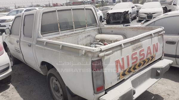 Photo 3 VIN: JN6DD23S58X239025 - NISSAN PICKUP 