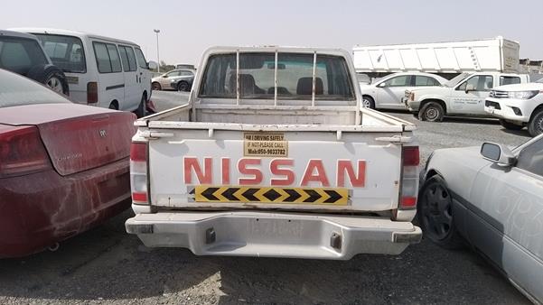 Photo 4 VIN: JN6DD23S58X239025 - NISSAN PICKUP 