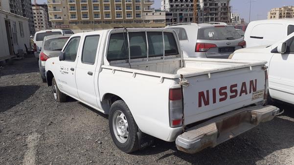 Photo 4 VIN: JN6DD23S68X226137 - NISSAN 2400 