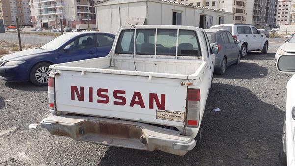 Photo 6 VIN: JN6DD23S68X226137 - NISSAN 2400 