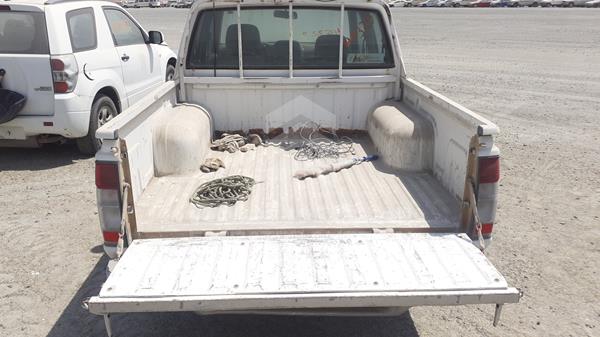 Photo 19 VIN: JN6DD23S68X230429 - NISSAN PICKUP 