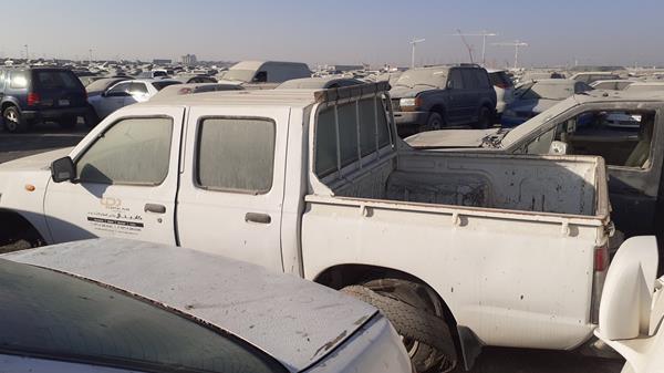 Photo 4 VIN: JN6DD23S86A782398 - NISSAN PICKUP 