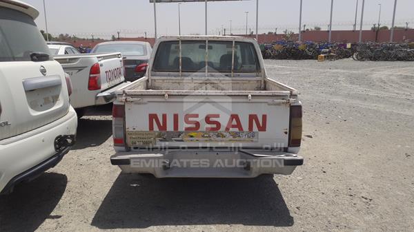 Photo 5 VIN: JN6DD23S88X221246 - NISSAN PICKUP 